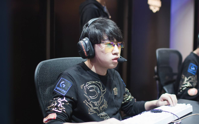 尼尔搭档 尼尔搭档