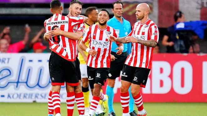 他的对手以 他的对手以