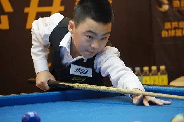 多个国家的 多个国家的