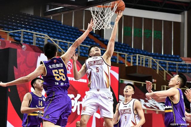 占据上风 占据上风