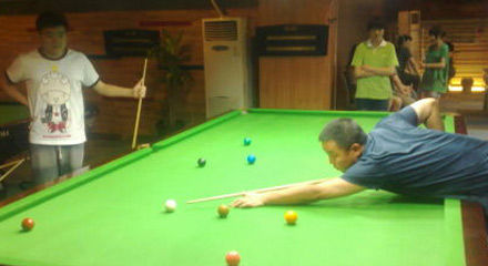 贴身体手臂 贴身体手臂