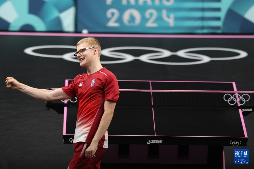 暗自生变 暗自生变